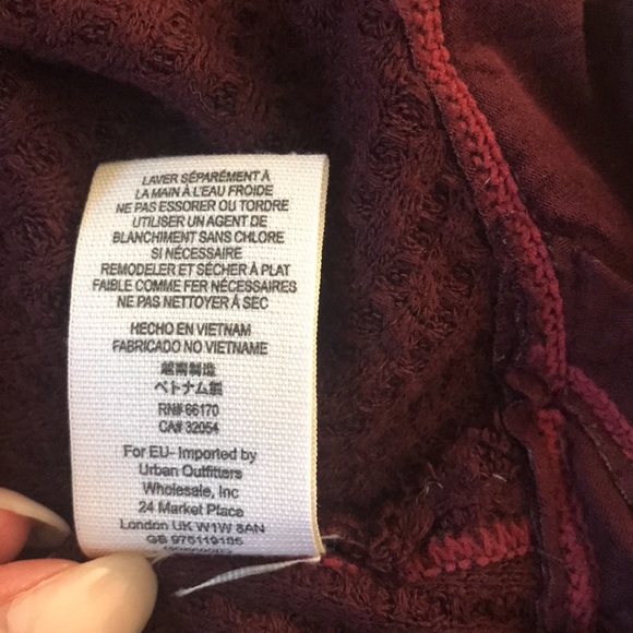 Free People | Laguna Maroon Thermal Top With Raw Hems and Thumbholes Size XS - Picture 13 of 13